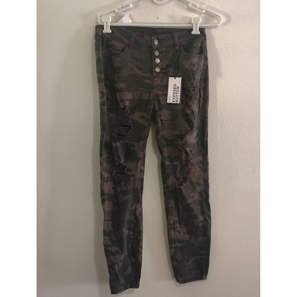 Rue21 Camo Distressed Ankle Jeggings Exposed Button Fly Green Brown Size 10